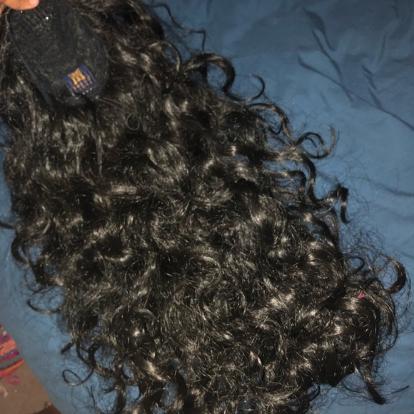 Ponytail - Picture 2 of 5